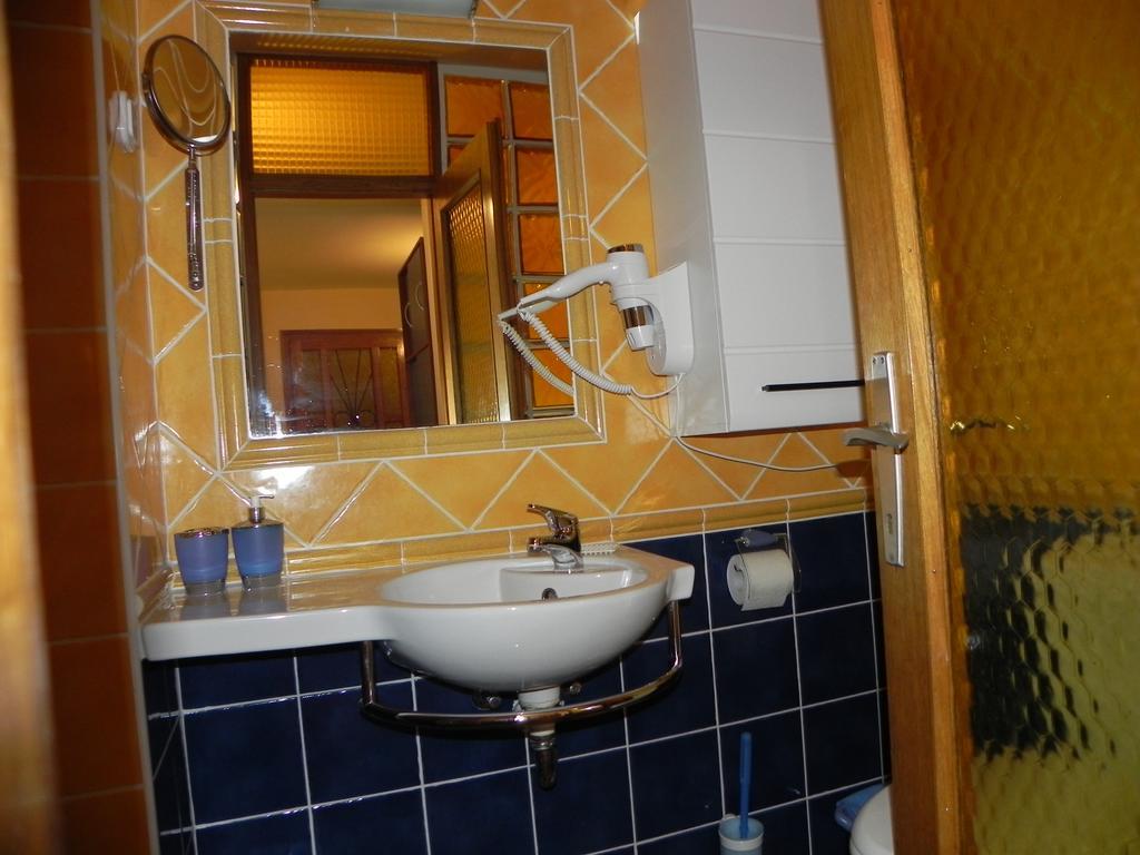 Apartments Katalenic Selce Exterior foto